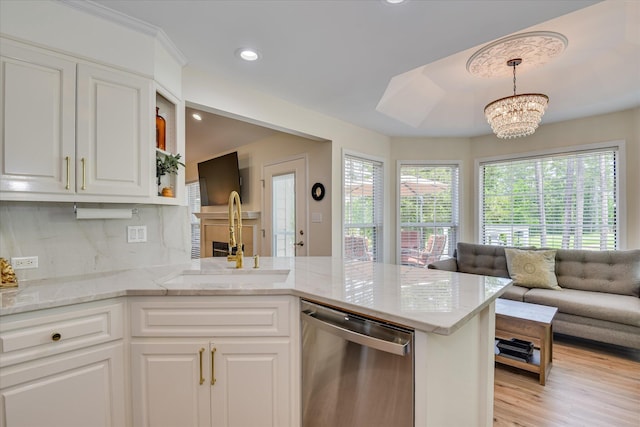 267 Fairway Dr, Mccormick, SC 29835 - kitchen featuring dishwasher, a sink, recessed lighting, a peninsula, and tasteful backsplash