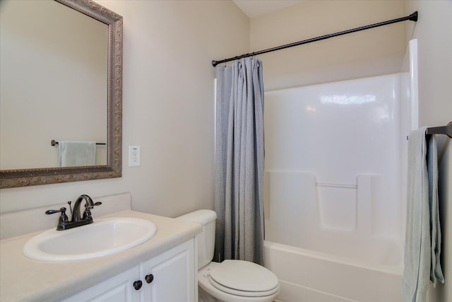 4909 Ashbrooke Way, Grovetown, GA 30813 - bathroom with vanity and shower / bathtub combination with curtain