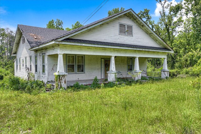 2910-2920 Milledgeville Rd, Augusta, GA 30904 - view of front of house featuring a porch and roof with shingles