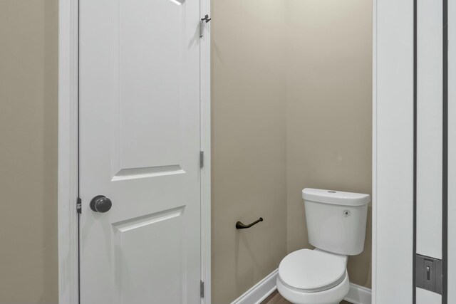 bathroom featuring toilet