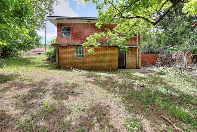 601 Lexington Ave, Washington, GA 30673 - rear view of property with brick siding