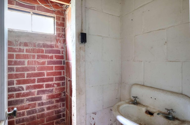 601 Lexington Ave, Washington, GA 30673 - view of bathroom