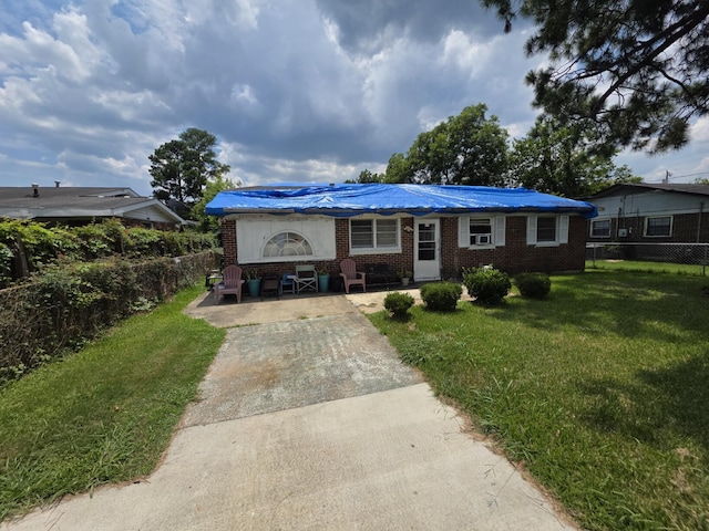 406 E Espinosa St, Augusta, GA 30901 - single story home with brick siding and driveway