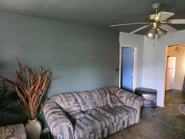 406 E Espinosa St, Augusta, GA 30901 - living area with a ceiling fan
