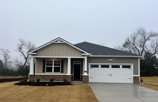 craftsman-style home featuring a garage