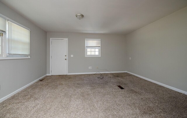 view of carpeted spare room