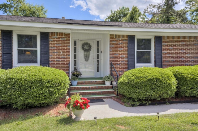 431 Edgar Cir, Thomson, GA 30824 - entrance to property featuring brick siding