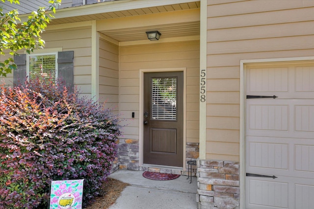 5558 Connor Dr, Evans, GA 30809 - entrance to property featuring stone siding