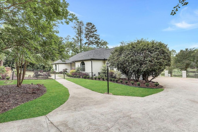 136 Lake Bluff Dr, Waynesboro, GA 30830 - view of front of property