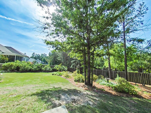 view of yard featuring fence
