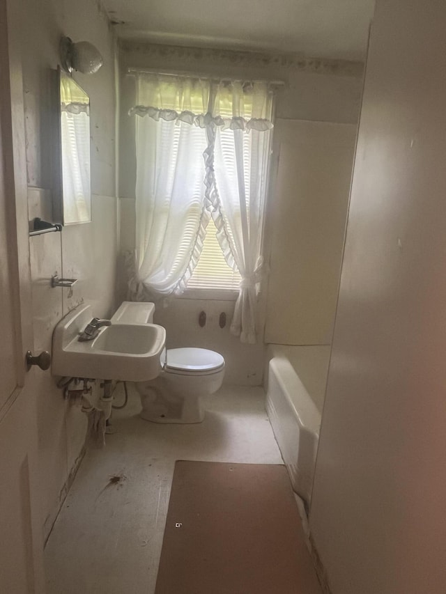 824 Ann St, Augusta, GA 30904 - full bath featuring toilet and a sink