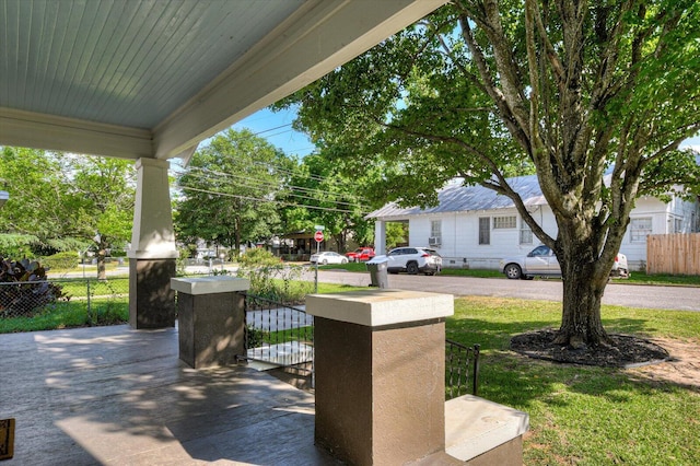 view of patio / terrace with covered porch