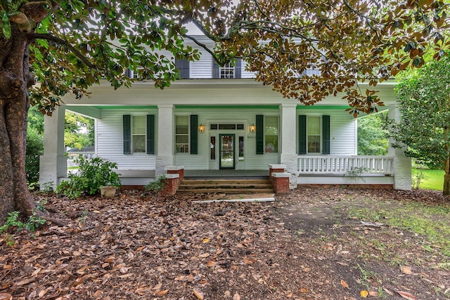 view of front of property with covered porch