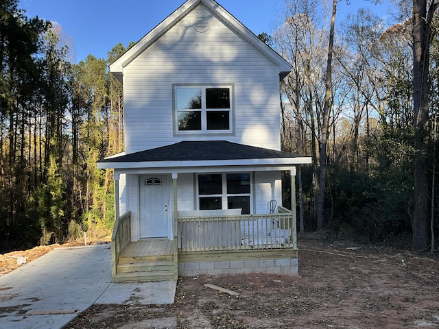 view of front of house featuring covered porch