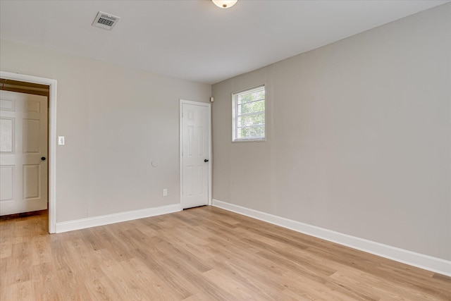 2505 Blackstone St, Augusta, GA 30906 - empty room with visible vents, light wood-style flooring, and baseboards