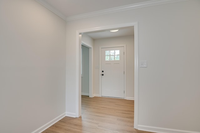 4075 Flintrock Way, Martinez, GA 30907 - foyer entrance with light wood-style floors and ornamental molding