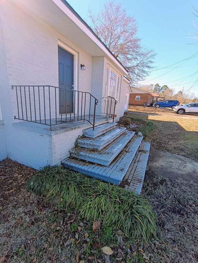 view of exterior entry