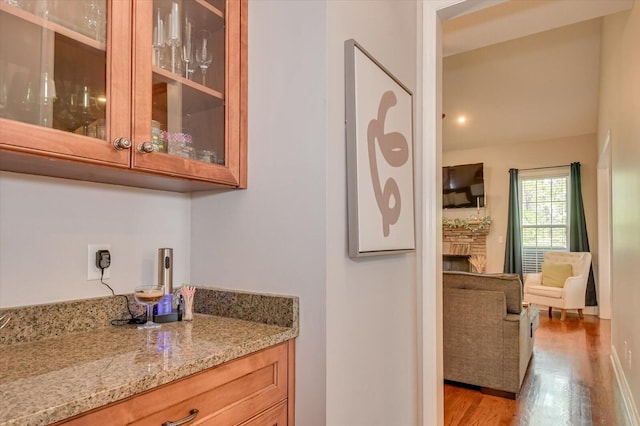 4002 Backwater Ct, Evans, GA 30809 - bar with wood finished floors