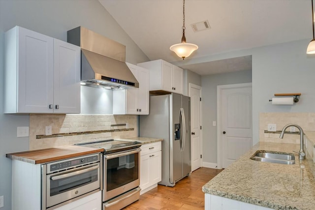 702 Southwick Ave, Grovetown, GA 30813 - kitchen featuring stainless steel appliances, tasteful backsplash, visible vents, and a sink