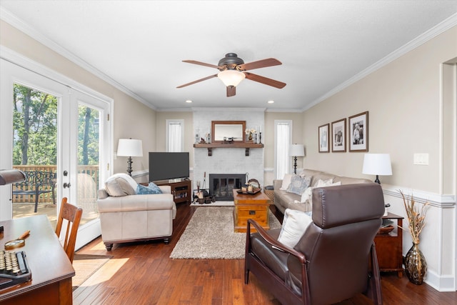 429 Cambridge Cir, Martinez, GA 30907 - living area featuring ceiling fan, dark wood finished floors, a fireplace, recessed lighting, and crown molding