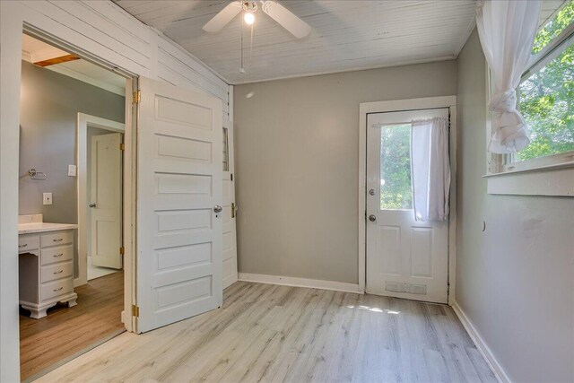 844 Heard Ave, Augusta, GA 30904 - doorway featuring light wood-style floors and a ceiling fan