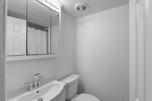4004 Columbia Rd, Martinez, GA 30907 - full bathroom featuring toilet and vanity