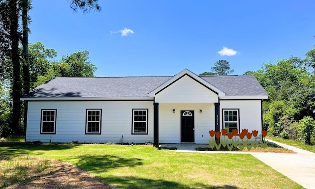 3115 Bell Dr, Augusta, GA 30906 - view of front of home featuring a front yard and roof with shingles