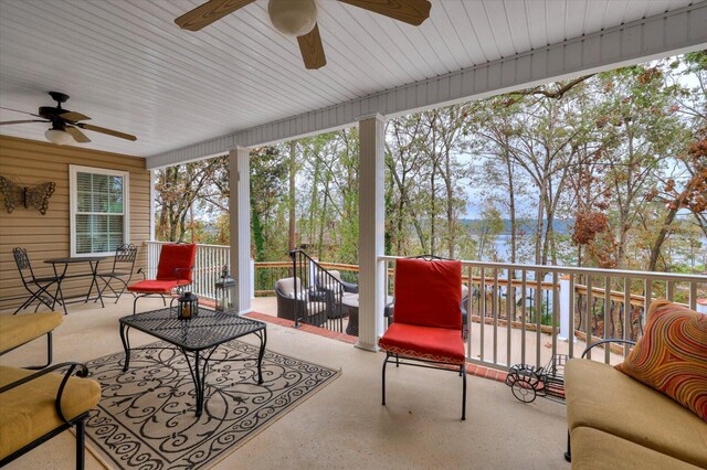 view of patio featuring ceiling fan