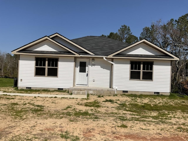 single story home with crawl space