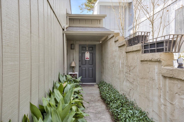 view of property entrance