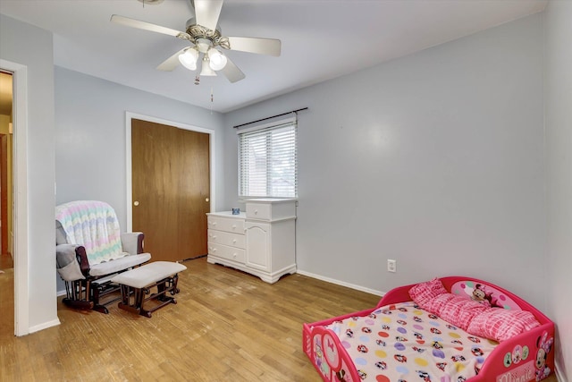 3414 Forest Estates Dr, Augusta, GA 30909 - sitting room with light wood finished floors and ceiling fan