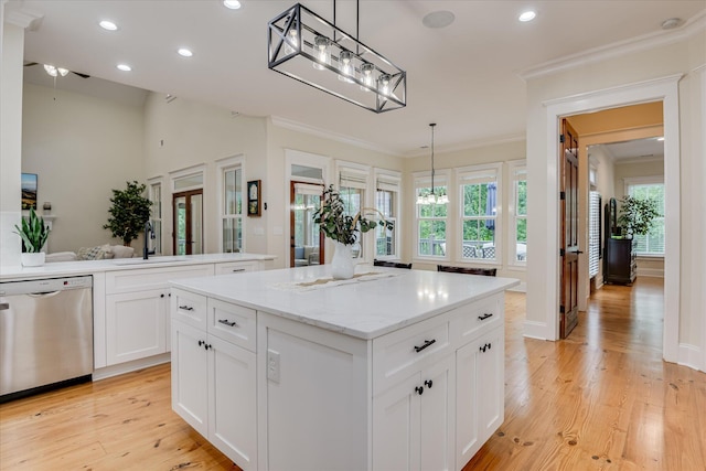 1020 Peninsula Xing, Evans, GA 30809 - kitchen with dishwasher, a sink, recessed lighting, a center island, and light wood-style floors