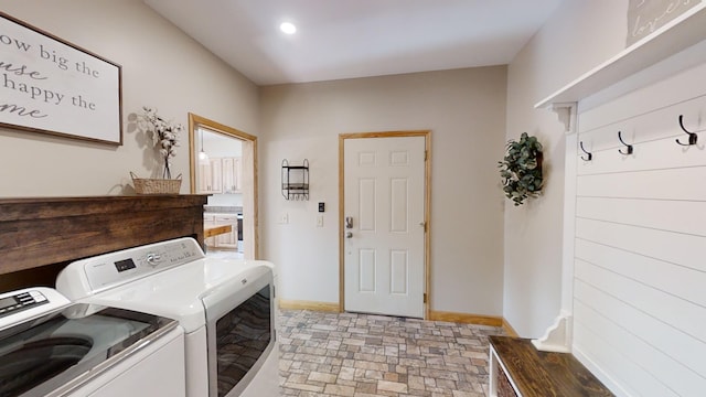 laundry area featuring washer and clothes dryer