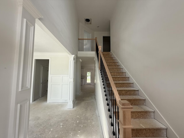 930 Walker Point Dr Unit Tp11, Grovetown, GA 30813 - staircase featuring a high ceiling