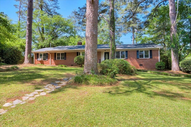 427 Ashland Dr, Augusta, GA 30909 - single story home featuring brick siding, a front yard, a chimney, and crawl space