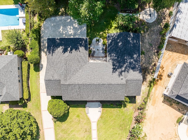 3076 Westwood Rd, Augusta, GA 30909 - view of subject property with a pool