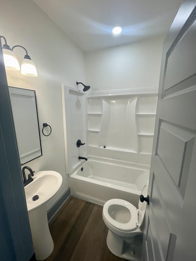 1835 Fenwick St, Augusta, GA 30904 - bathroom with wood finished floors and shower / bath combination