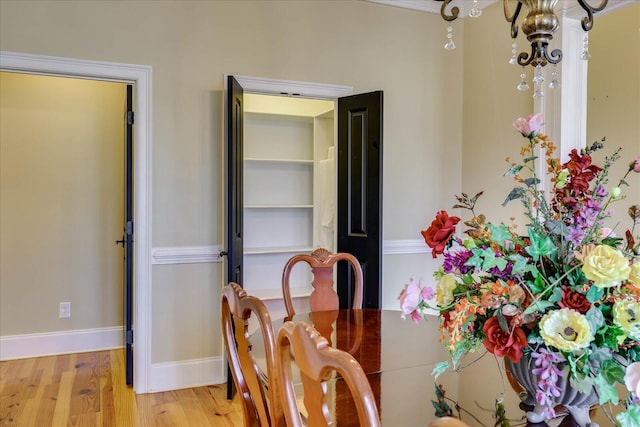 dining area featuring light hardwood / wood-style floors