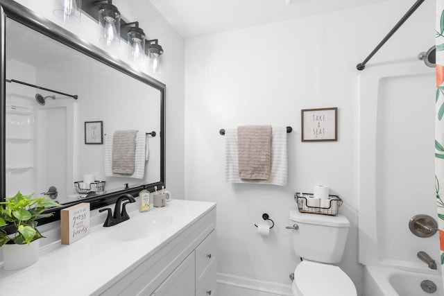 3973 Concord Pl, Martinez, GA 30907 - full bathroom featuring vanity and shower / tub combo with curtain