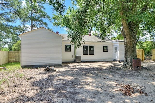 2001 Hiram Rd, Augusta, GA 30904 - back of property