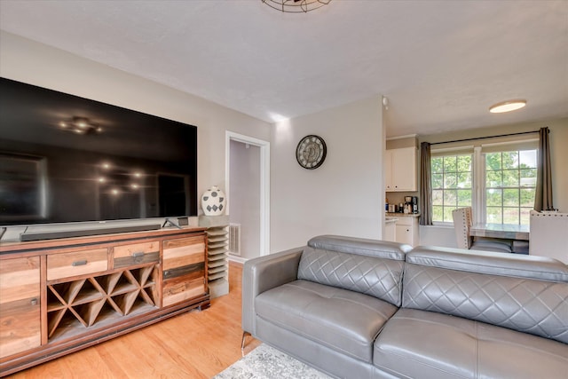 2013 Lamar Rd, Augusta, GA 30904 - living area featuring light wood-style floors