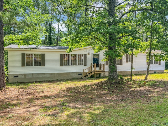 4112 Quail Farm Rd, Thomson, GA 30824 - view of front of house with crawl space