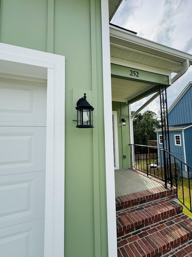 entrance to property with a porch