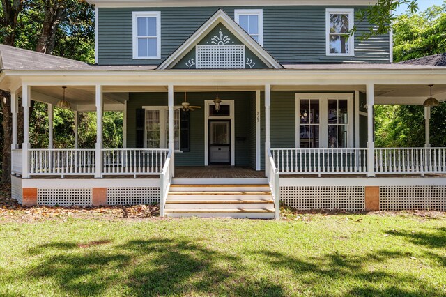 223 E Robert Toombs Ave, Washington, GA 30673 - farmhouse-style home featuring covered porch and a front yard