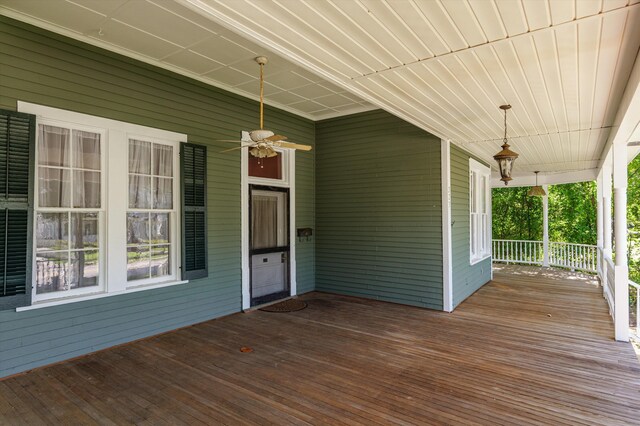 223 E Robert Toombs Ave, Washington, GA 30673 - view of porch