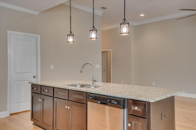 kitchen with a sink, light wood-type flooring, crown molding, and stainless steel dishwasher