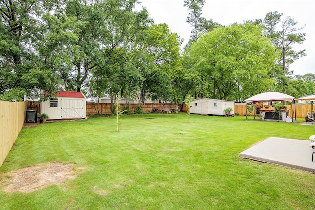 492 Pheasant Run Dr, Evans, GA 30809 - view of yard with a patio area, a gazebo, and a jacuzzi