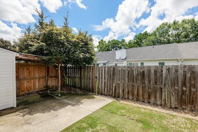 55 Charlestowne Dr, Augusta, GA 30907 - view of yard featuring a patio area