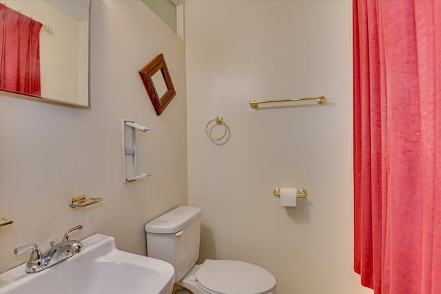 3115 Arcadia Dr, Augusta, GA 30906 - bathroom with a sink and toilet