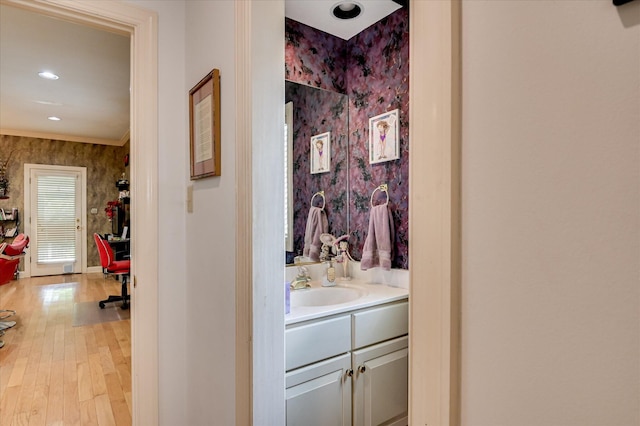3725 Wexford Dr, Martinez, GA 30907 - corridor featuring wallpapered walls, light wood finished floors, recessed lighting, and crown molding